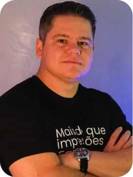 Retrato de Thyago Martins, Gerente Comercial da QPrime.